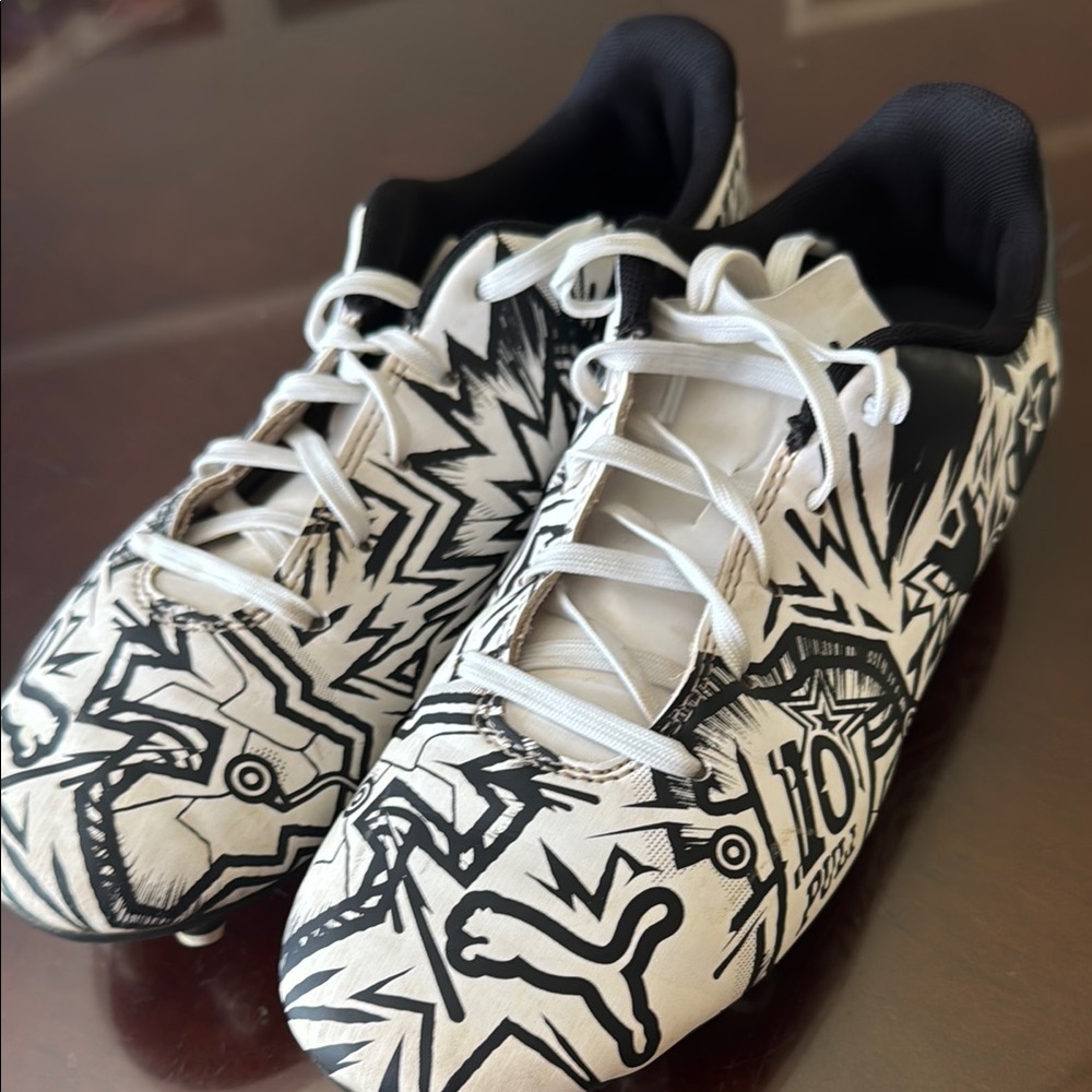 Puma Monochrome Graphic Soccer Cleats